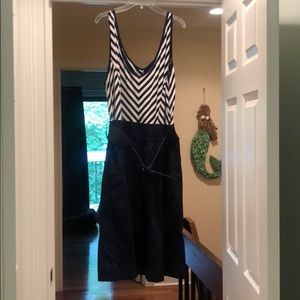 Nautical stripe dress with belt and pockets, sz 18